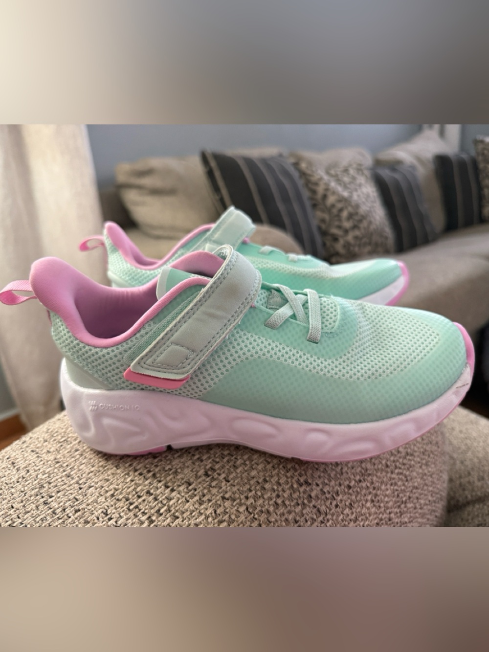 All In Motion Girls Peyton Performance Sneakers Mint Green Pink Size 2 Youth